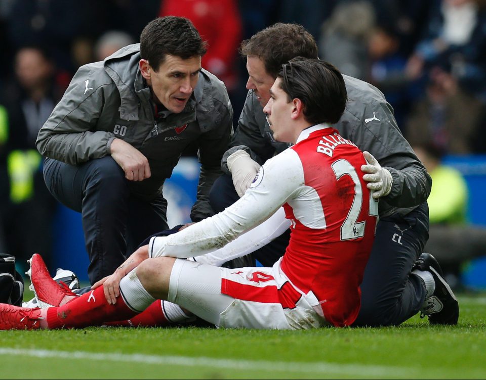  Bellerin faces a race against time to return from concussion