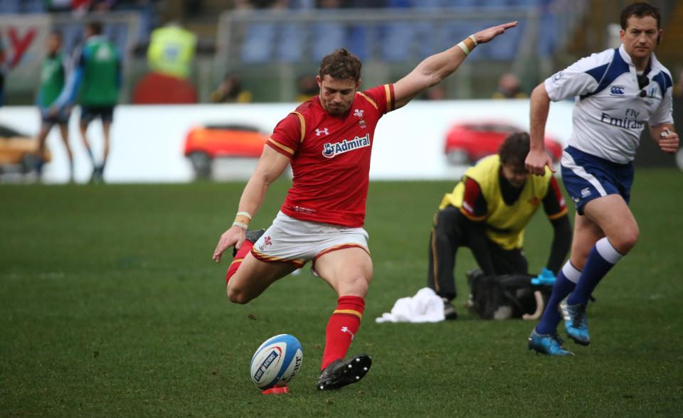 Leigh Halfpenny's boot pegged Italy back after a solid start