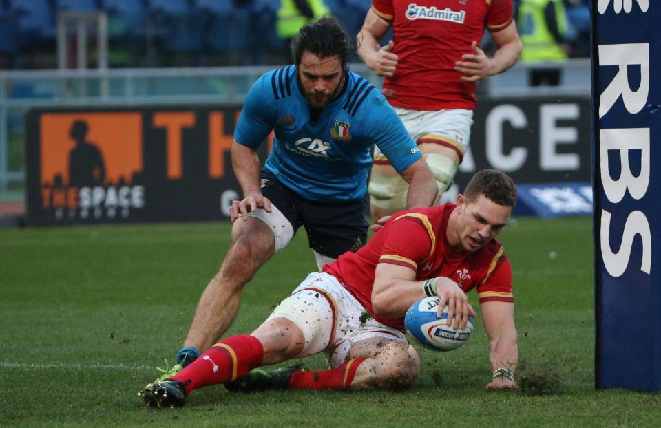 George North raced in from his own half despite a dead leg