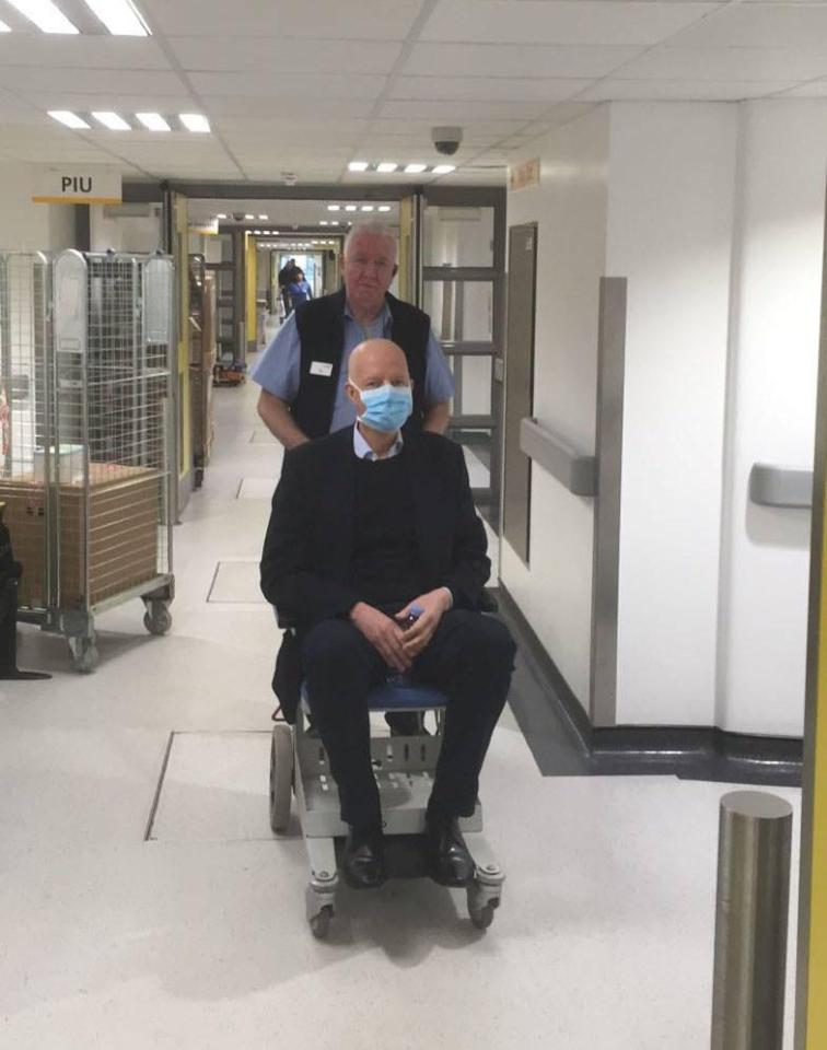  Nick Boles posted this picture of him leaving hospital yesterday before the vote