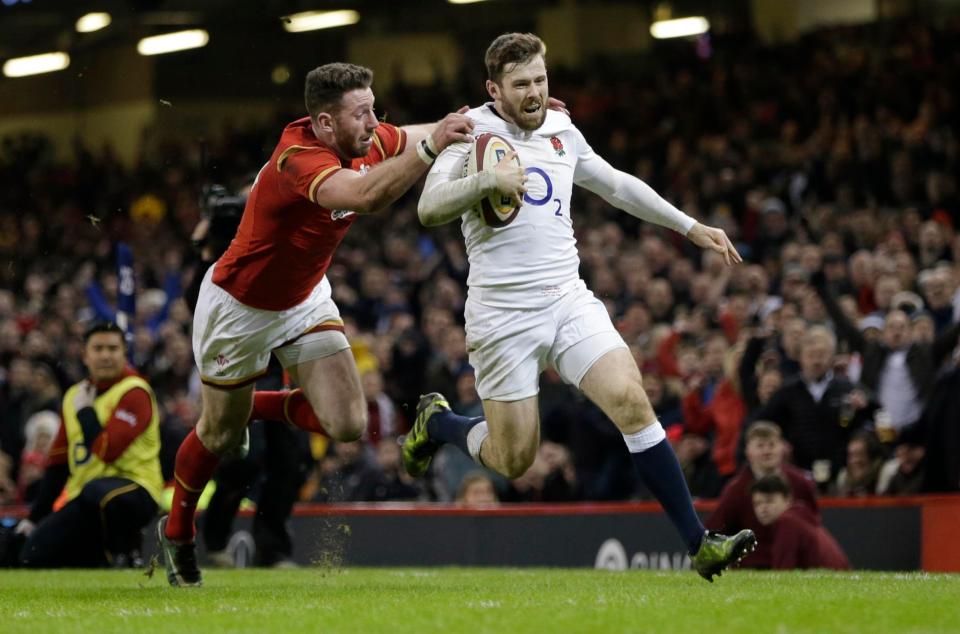 Wasps winger Daly shook off Alex Cuthbert to score in the corner