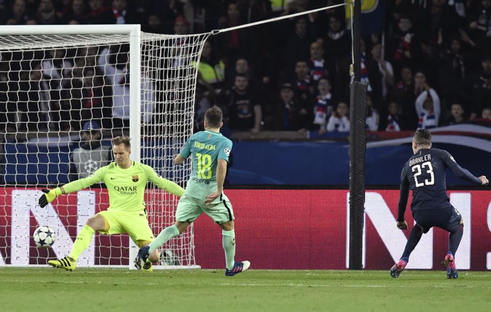  Julian Draxler blasted the ball past Marc-Andre Ter Stegen to double their lead