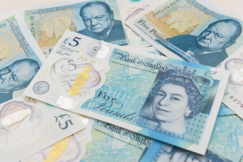  The Bank of England has confirmed it will keep the £5 polymer note in circulation despite concerns over traces of animal fat