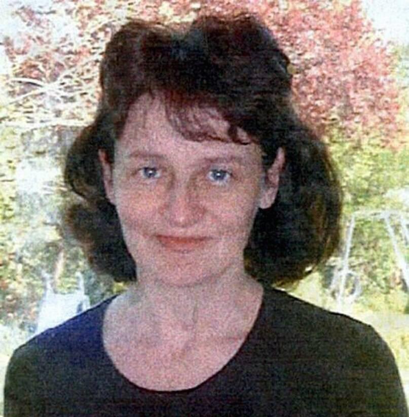  Mum-of-four Linda Razzell, 41, who disappeared from Swindon in 2002