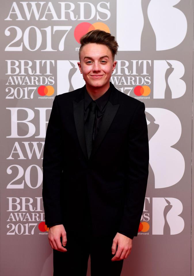  Roman Kemp donned a smart suit for music's big night