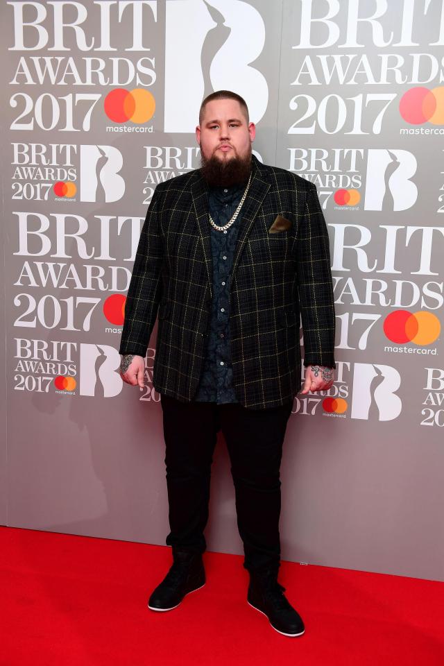  Rag 'n' Bone Man looked sharp as he walked the red carpet ahead of the prizegiving