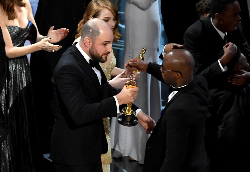  This was the moment Horowitz handed the Oscar for Best Picture to the Moonlight director