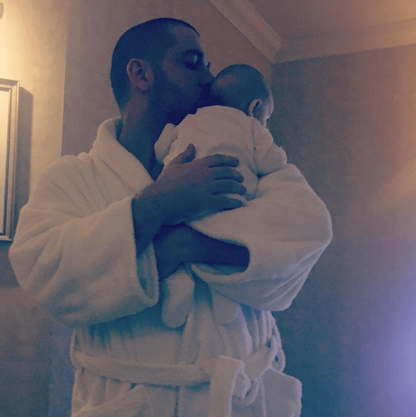  Sophie Austin shared this adorable picture of Shayne Ward with their baby daughter Willow