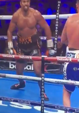  Video shows the moment David Haye injured his Achilles heel in the sixth round