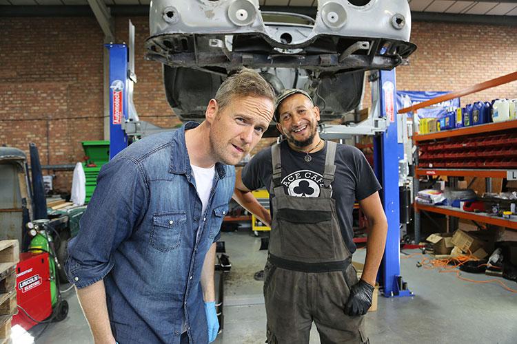 Get under the hood: Car SOS double act - Tim Shaw (left) and Fuzz Fuzz Townshend 