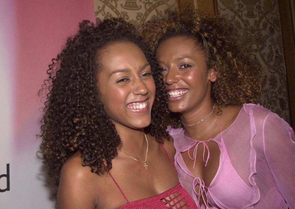  Mel was reunited with her sister after the death of their dad