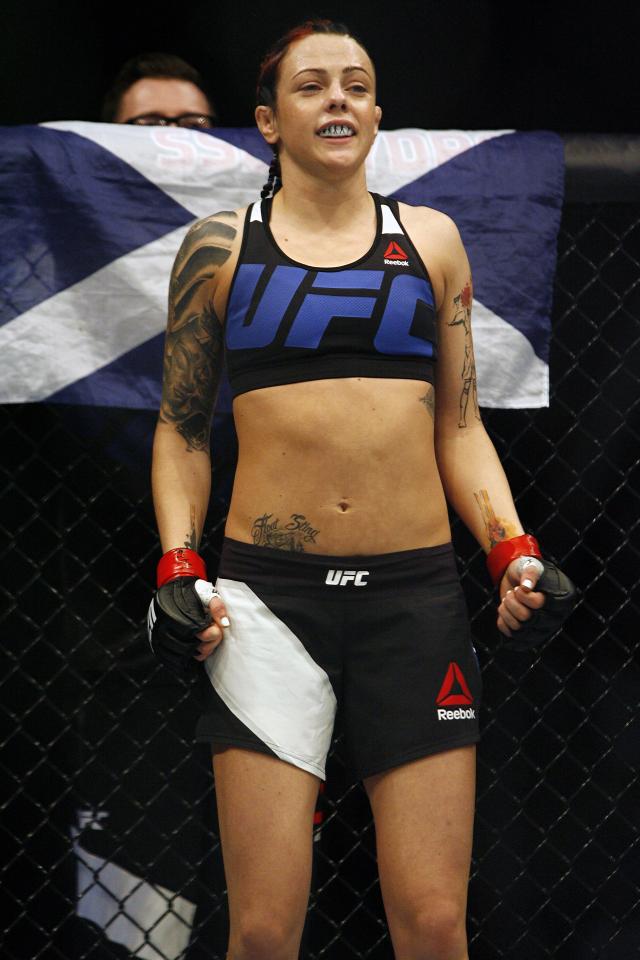  Scottish star Joanne Calderwood won her fight in Glasgow in 2015