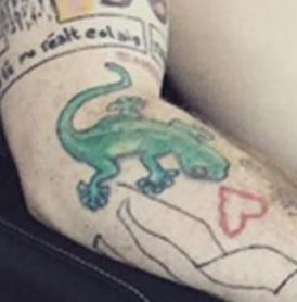  A GREEN gecko has been gracing Ed’s forearm since 2014. Lizards are believed to represent wisdom and good fortune.