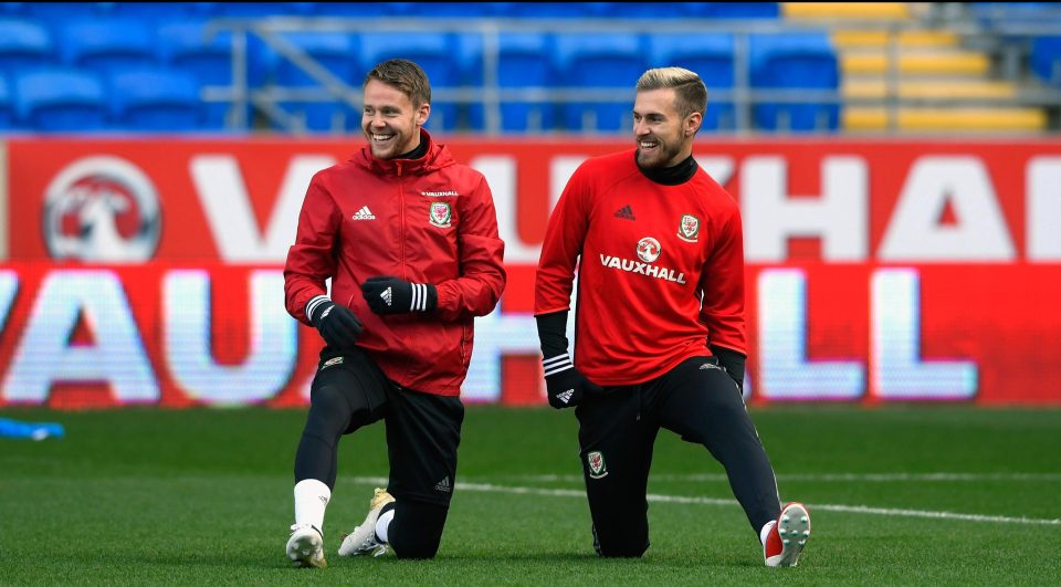  Chris Gunter has launched a staunch defence of his Wales team-mate Aaron Ramsey