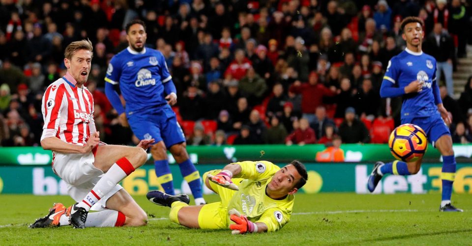  Potters hitman reaches his century of Premier League goals with this effort