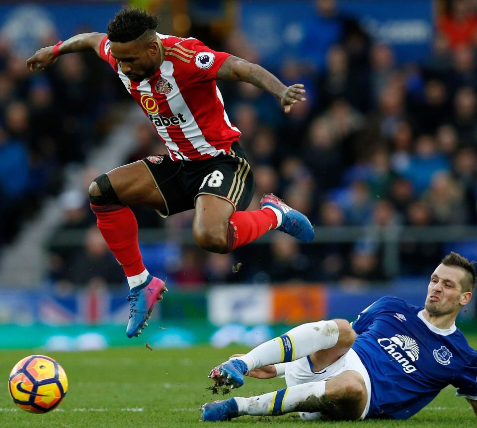 Flying...Jermain Defoe has 14 goals this season