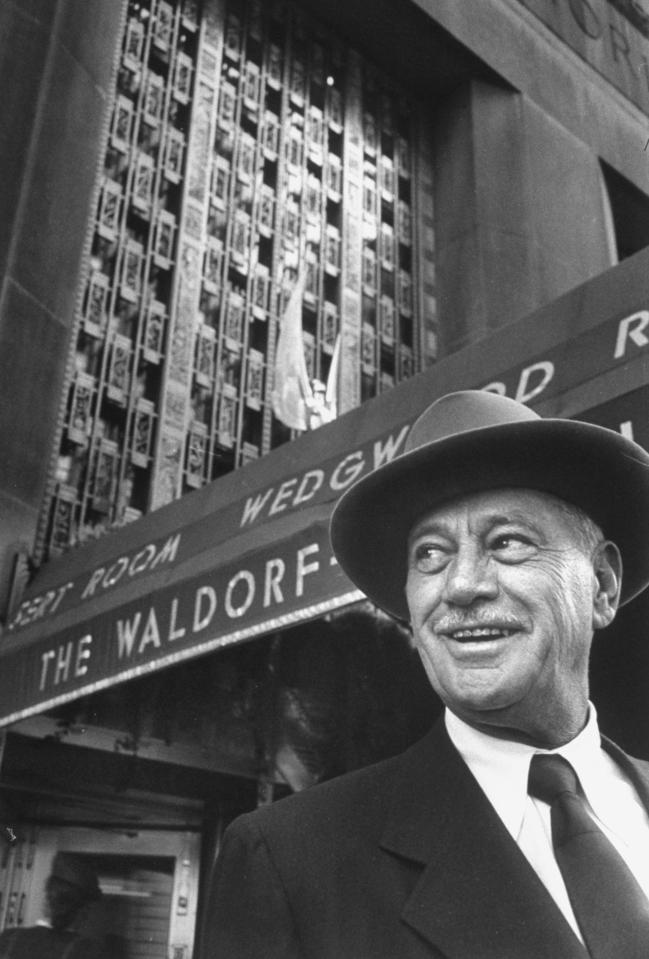  Hotel magnate Conrad N. Hilton in front of the Waldorf Astoria Hotel