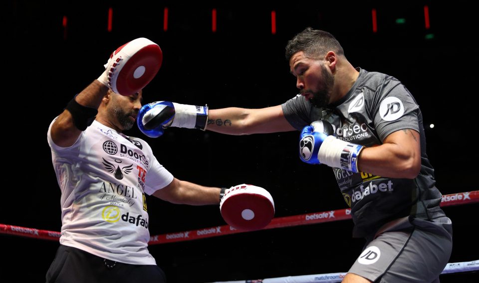  Tony Bellew later moved onto the pads - and looked sharper than ever