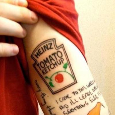  A SAUCY inking for his Ohio tour in 2012. Ed tweeted: “No one is too good for ketchup. Ketchup is too good for you.”