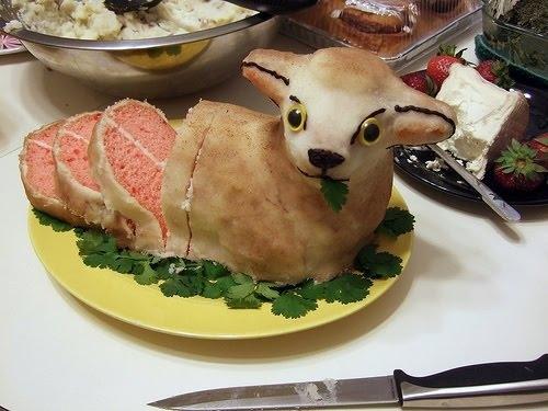  This lamb cake has a rather demonic look in it's eyes