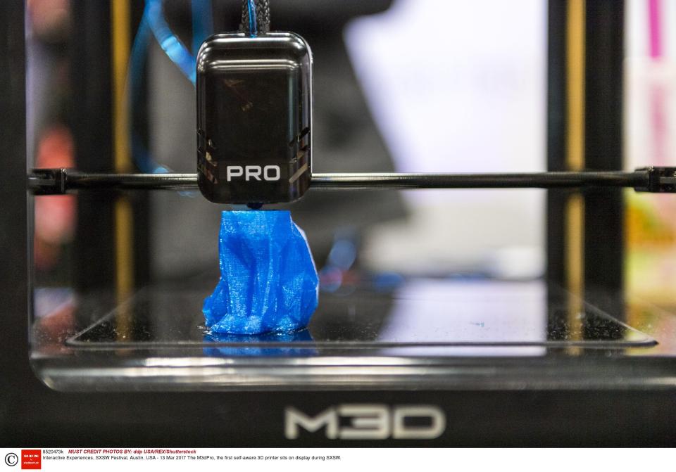  A 3D printer in action