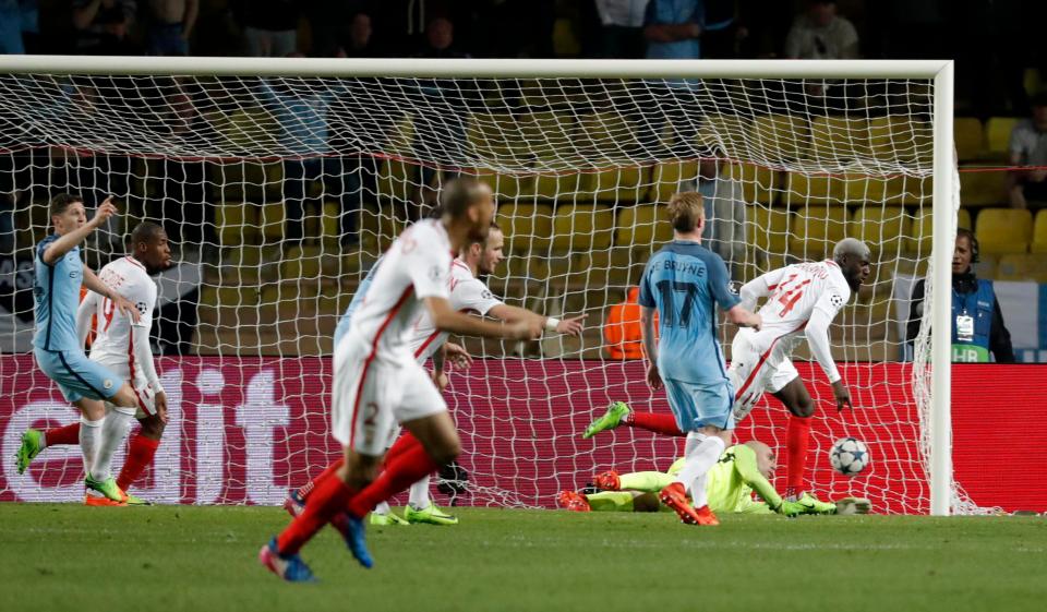  Tiemoue Bakayoko headed home a free-kick to make it 3-1 on 77 minutes and secure Monaco's passage into the quarters