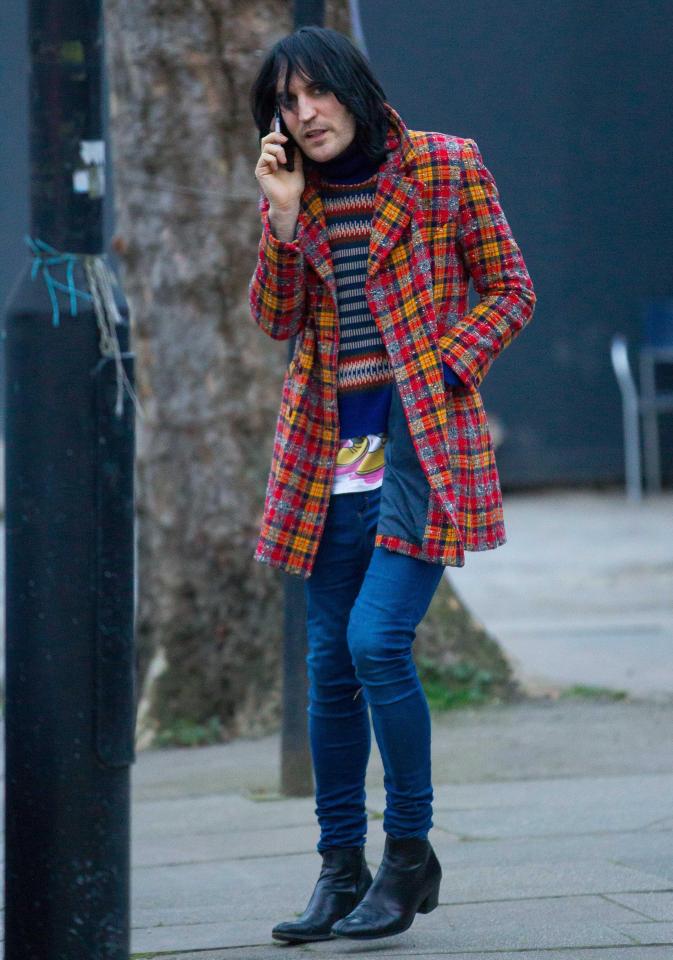  Noel Fielding celebrates presenting GBBO with a fetching Battenberg print coat