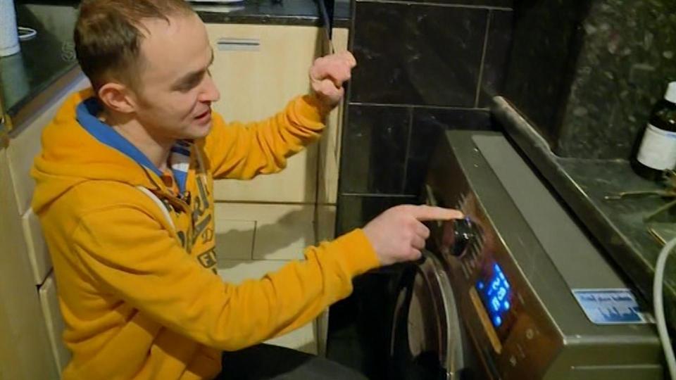  The couple bought a washing machine using a high interest loan - it will cost them £2,500 after interest is accounted for