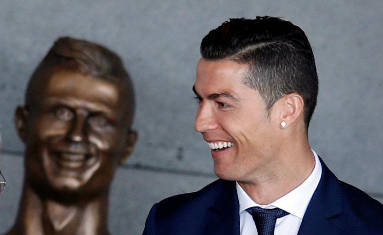  Cristiano Ronaldo's statue got laughs all round after being unveiled in Portugal