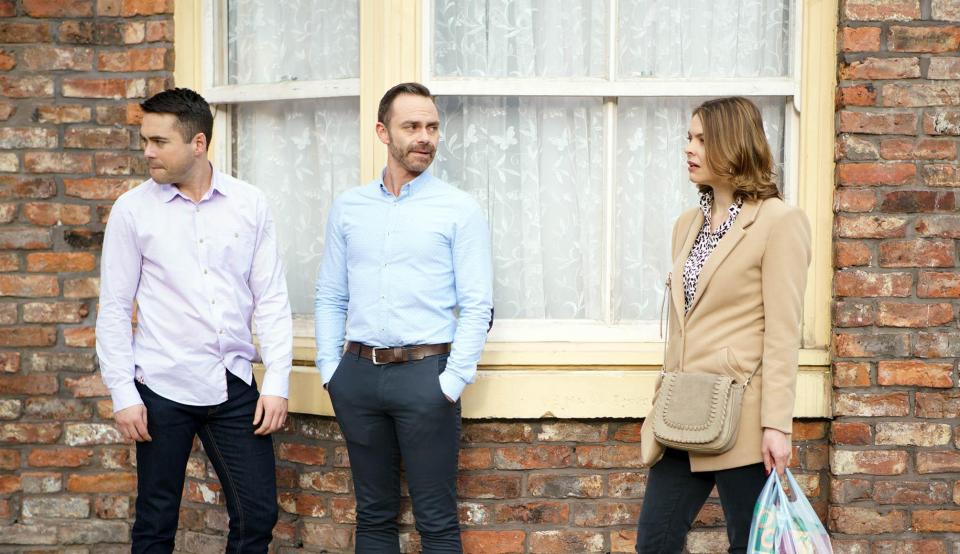  Todd Grimshaw, Billy Mayhew and Tracy Barlow look on as he is taken away by police