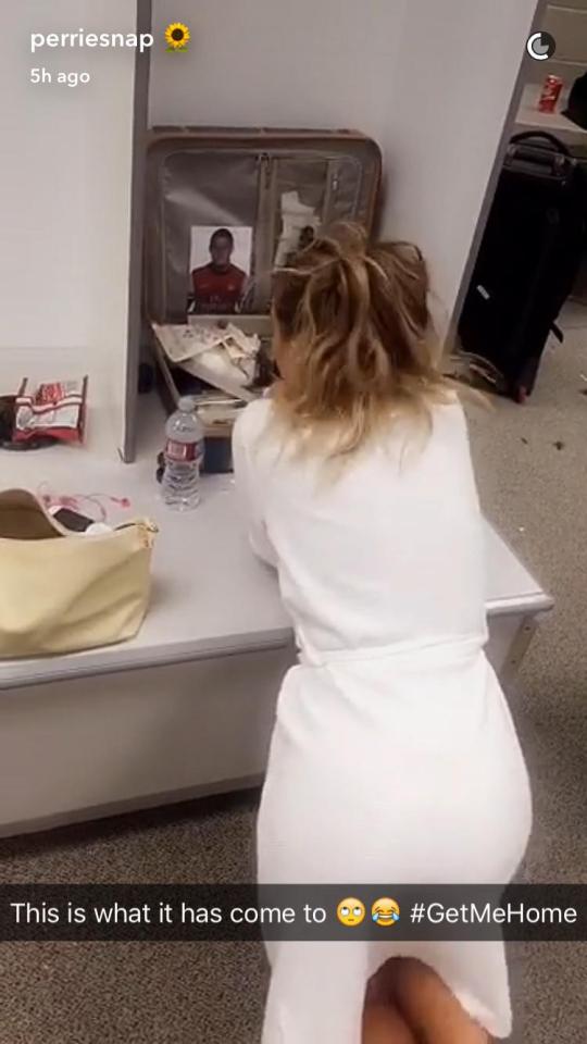  Perrie Edwards talks to a picture of her boyfriend in her suitcase