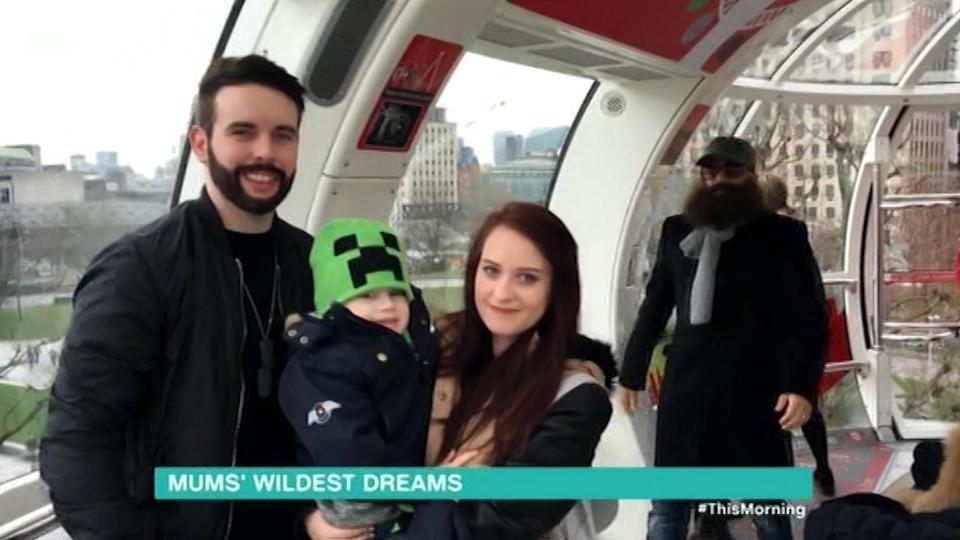  Peter Andre dressed up in a disguise to surprise Sam on the London Eye