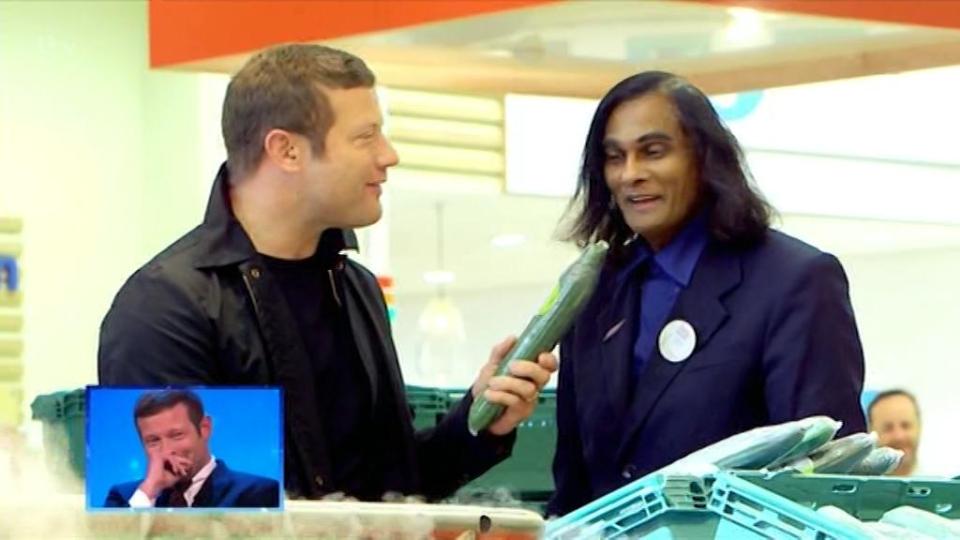  Dermot O'Leary had Saturday Night Takeaway fans in hysterics as he told a Tesco worker to sing into a cucumber