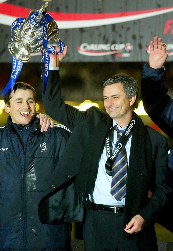 Jose Mourinho with the League Cup, the first trophy of Roman Abramovich era