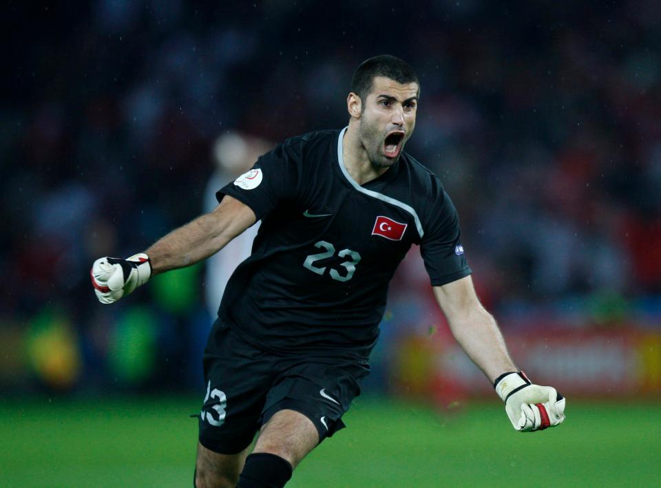  The Arsenal man would replace former Turkey international Volkan Demirel