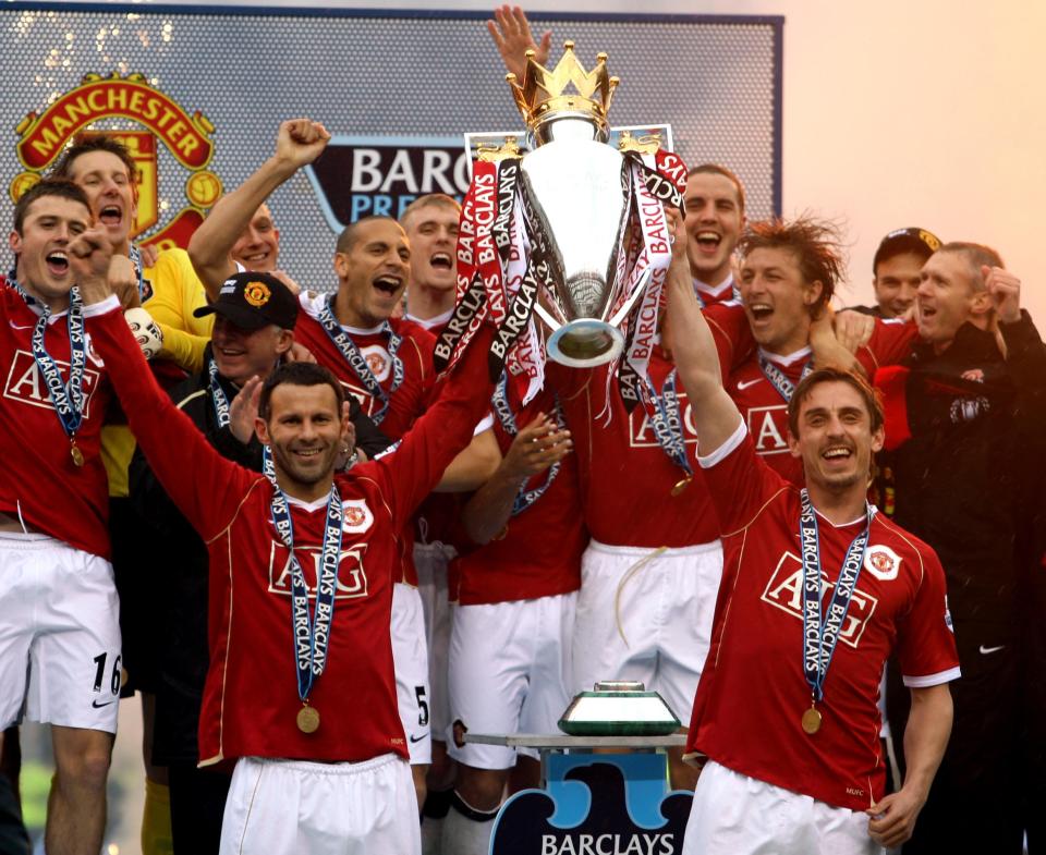 Manchester United celebrate winning a first Premier League title in four years