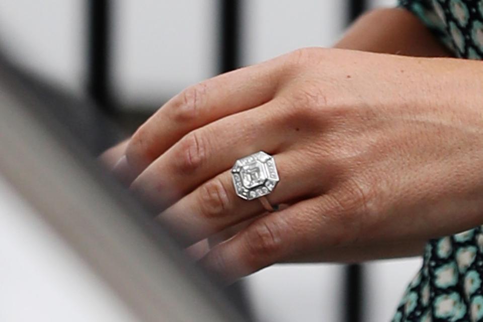  Pippa's £200,000 diamond engagement ring that James gave to her when he proposed