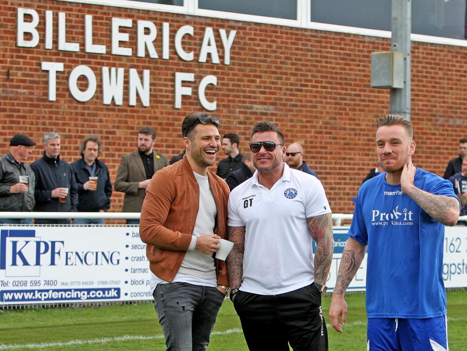  Mark Wright and Jamie O'Hara at the Billericay Town FC grounds