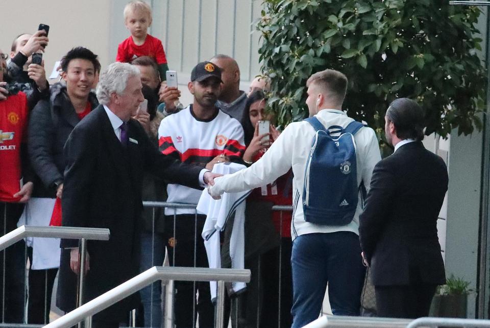  Luke Shaw was with the Manchester United squad that arrived at the Lowry hotel on Monday to prepare to face Everton