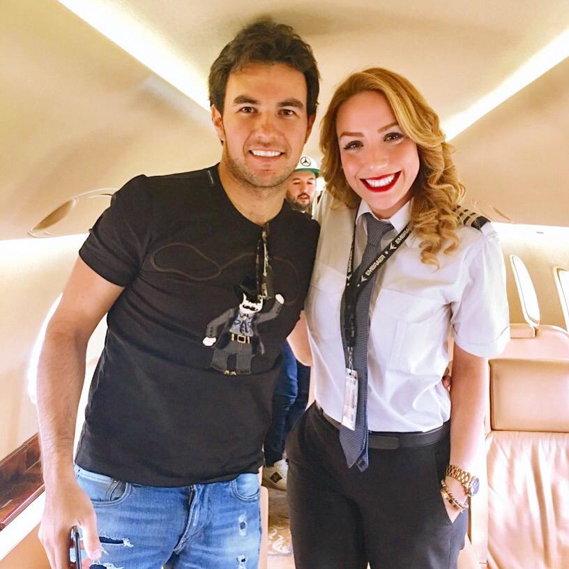 Alejandra with the F1 driver Sergio Pérez, one of the many VIPs that she has ferried famous through the skies from the cockpit of her Embraer Legacy 600 aircraft