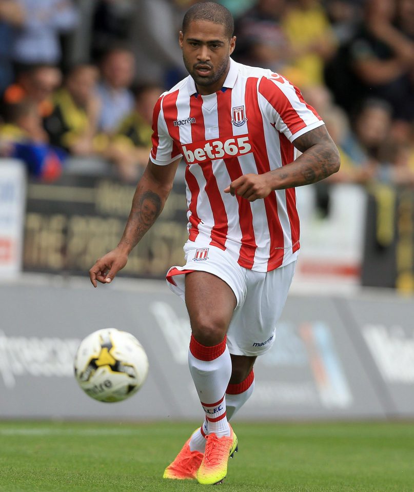 Stoke right-back Glen Johnson is wanted by Crystal Palace on a free