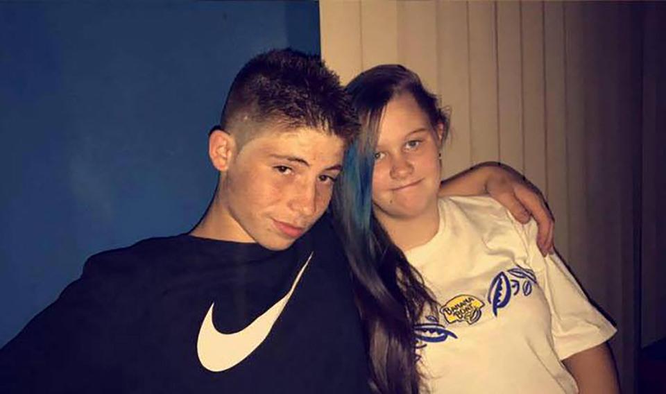  Jayden Lavender, 14, and Jenifer Morrison, 15, fled the hospital with their newborn, cops say