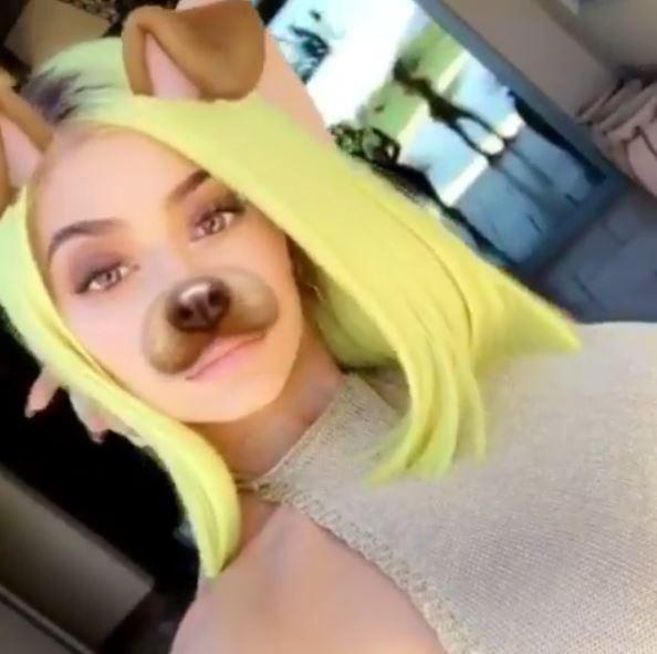  Kylie described it as "highlighter hair"