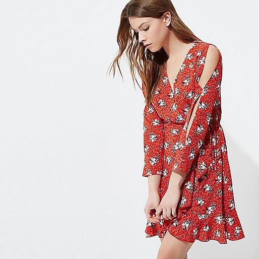  This dress from River Island is selling like hot cakes and is predicted to be one of the top sellers this season