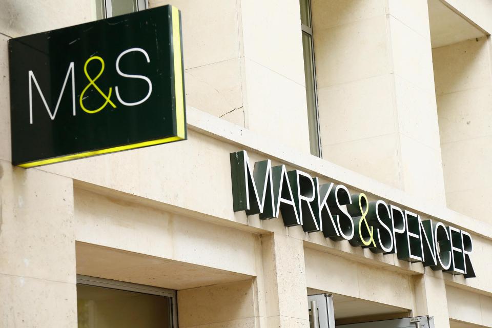  Current account customers will earn loyalty points for every £1 spent in M&S