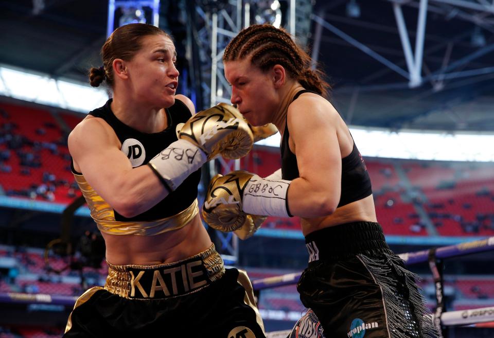  Katie Taylor once again outclassed her opponent as she earned a world title shot