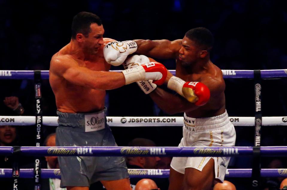  The two heavyweights hit each other with their best shots with both men hitting the canvas in the fight