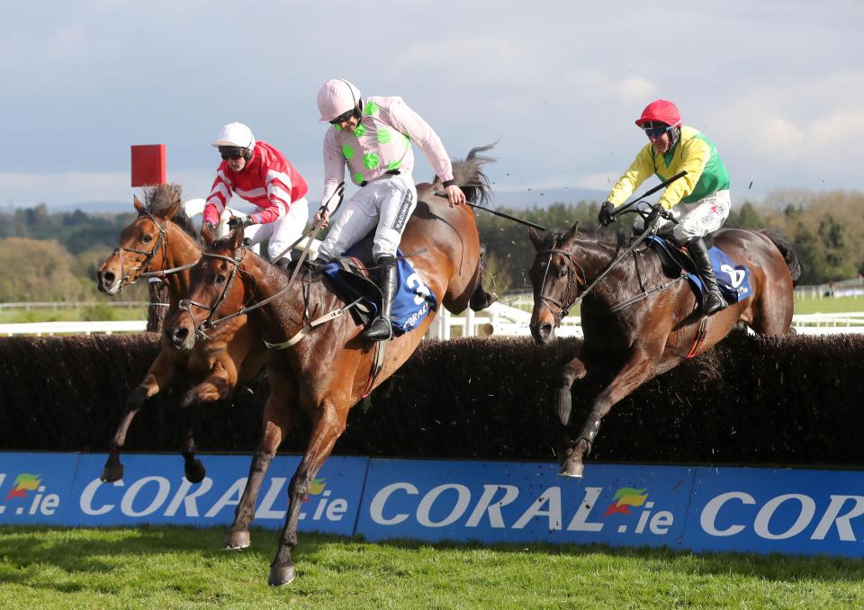 Coneygree, Djakadam and Sizing John jump the last together