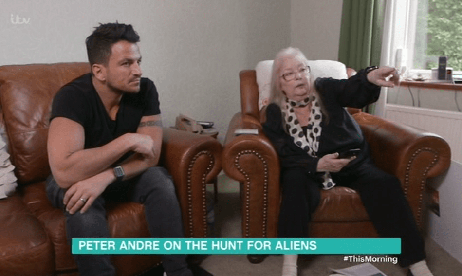  Pete later met Hilary Porter who claims she was abducted by aliens