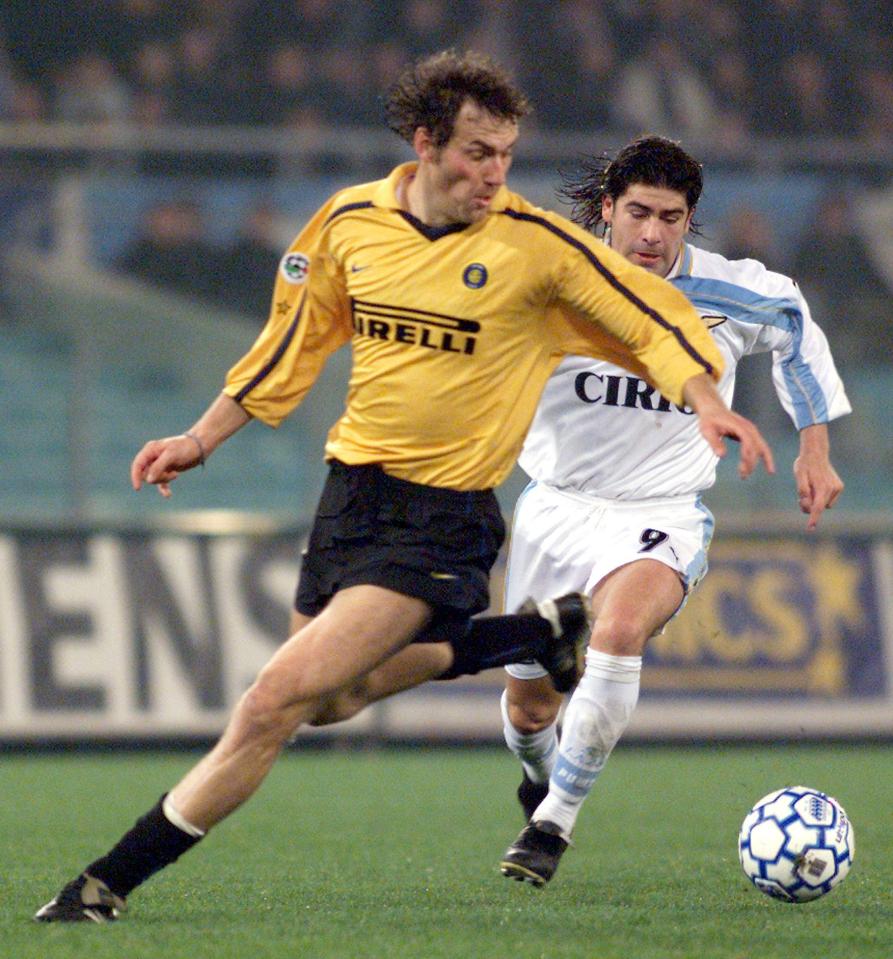  Laurent Blanc in action against Marcelo Salas while playing for Inter Milan